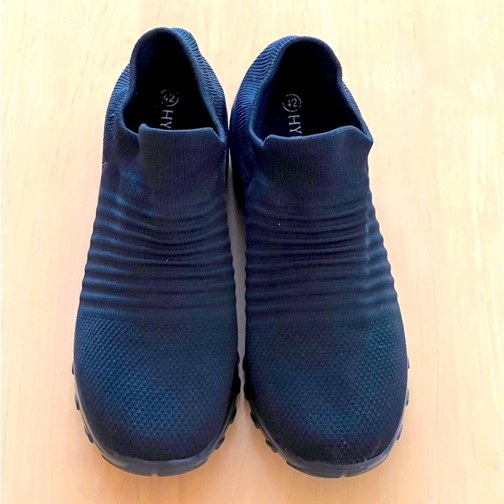 HYPERSOFT CASUAL SHOES
